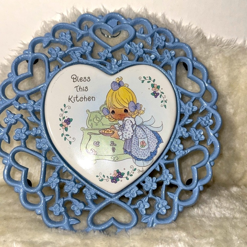 Precious Moments Vintage Heart-Shaped Cast Iron Kitchen Wall Decor or Trivet